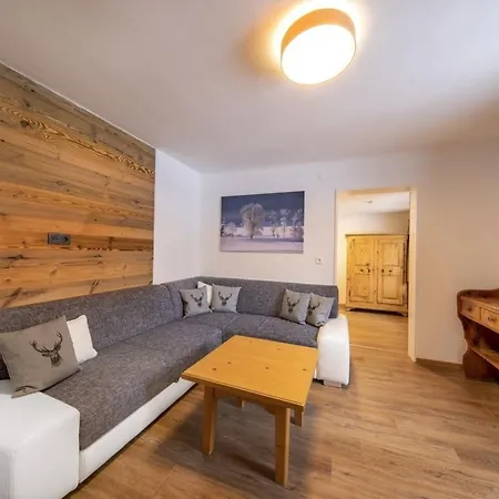 Oma Frieda Holiday home Hollersbach im Pinzgau